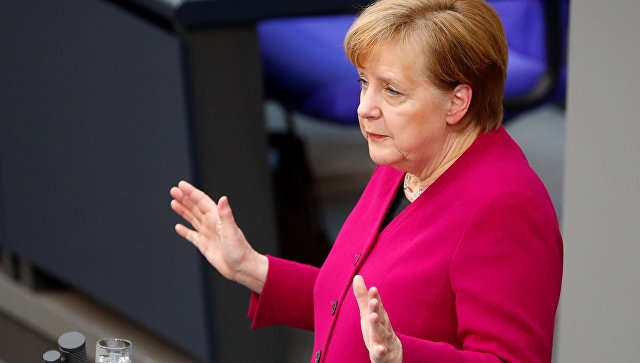 Канцлер Германии Ангела Меркель выступает в Бундестаге, Германия. 21 марта 2018