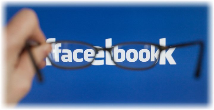 Надпись Facebook через очки