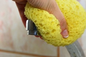 Как почистить смеситель в ванной