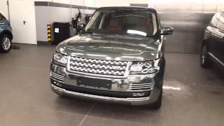 Оклейка Range Rover Autobiography 2014 пленкой Черный хром